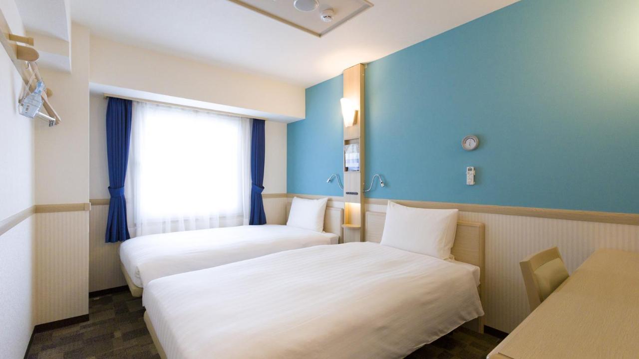 Toyoko Inn Kashiwa-Eki Higashi-Guchi Zewnętrze zdjęcie